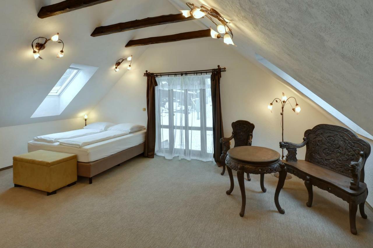 Zamecka Fortovna Obora - Forester House Kaznejov Екстериор снимка
