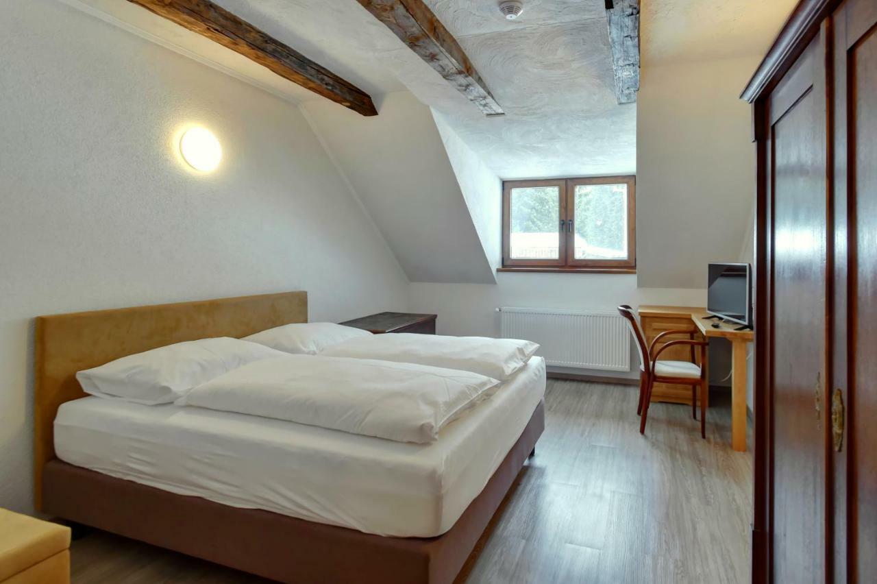 Zamecka Fortovna Obora - Forester House Kaznejov Екстериор снимка