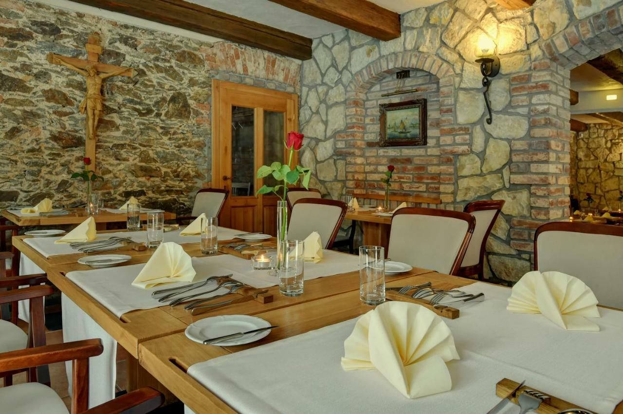 Zamecka Fortovna Obora - Forester House Kaznejov Екстериор снимка